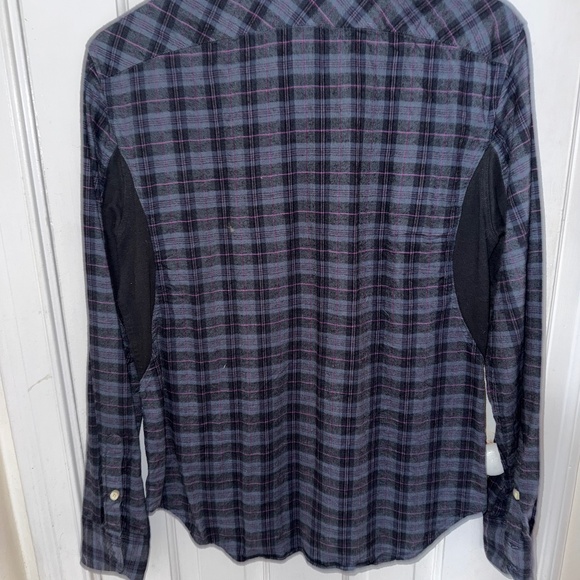 Flannel - Picture 1 of 3